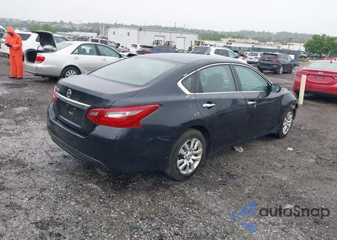 2018 Nissan Altima 2.5 S z USA, uszkodzony, nr VIN 1N4AL3AP8JC291636